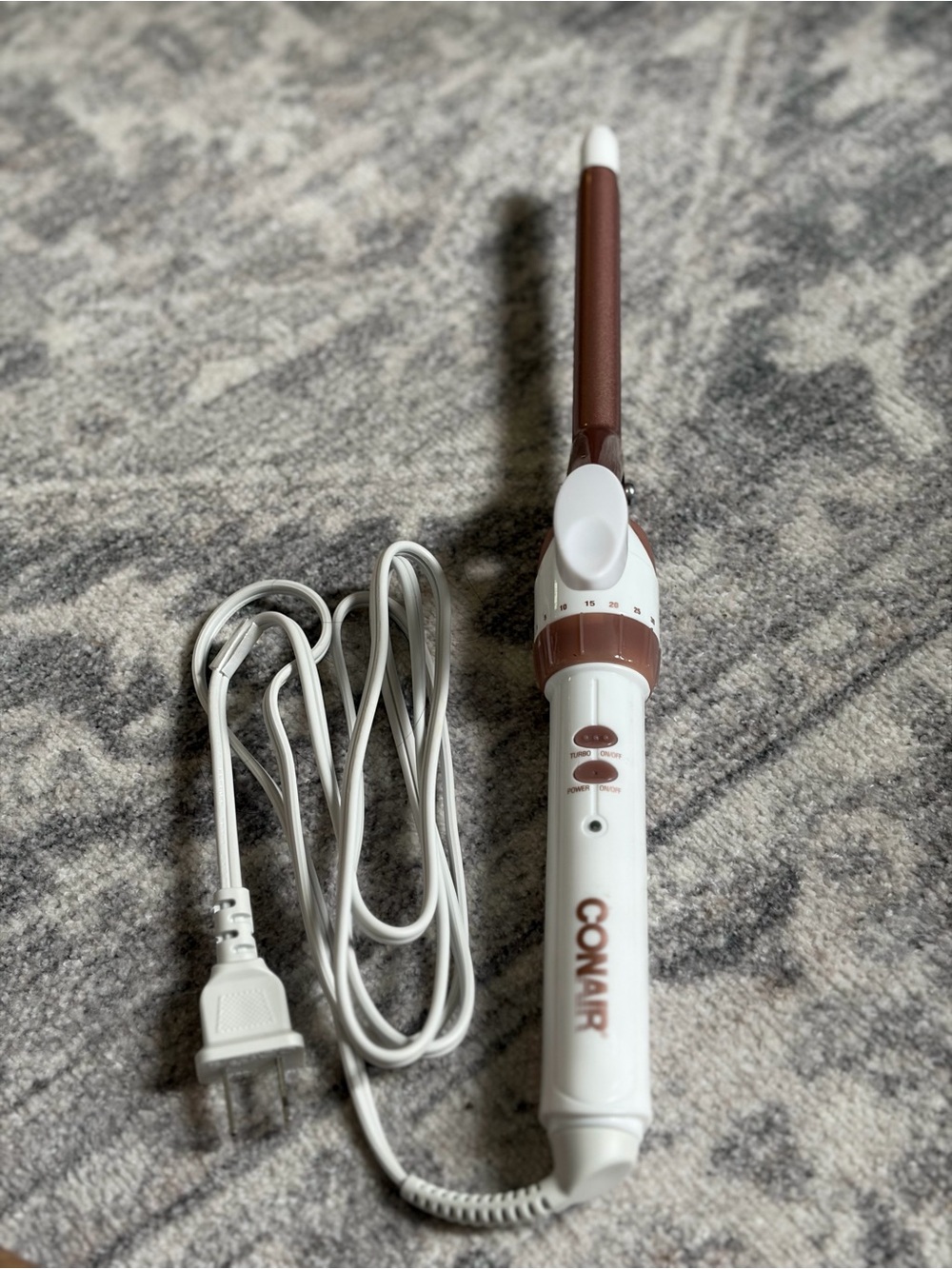 Conair White and Brown 1/2” Curling Wand with Adjustable Heat